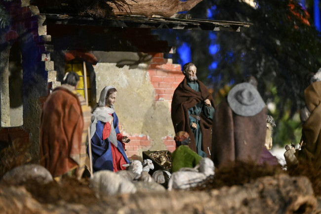 Licht Liebe Leben – Ökumenische Christvesper an Heiligabend aus der Kaiser-Wilhelm-Gedächtniskirche Berlin